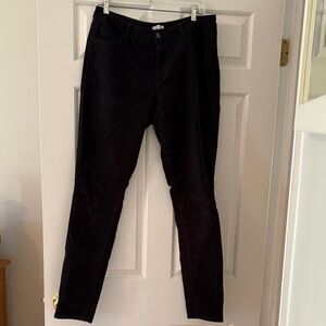 Loft Women’s Black Curvy Skinny Corduroy Pants
